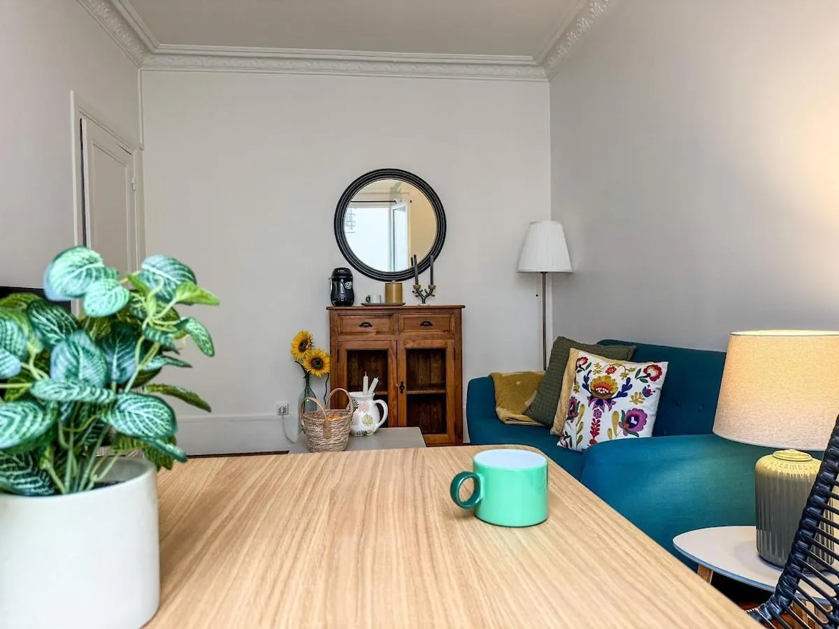 Parisien Elegant & Calme Apartment