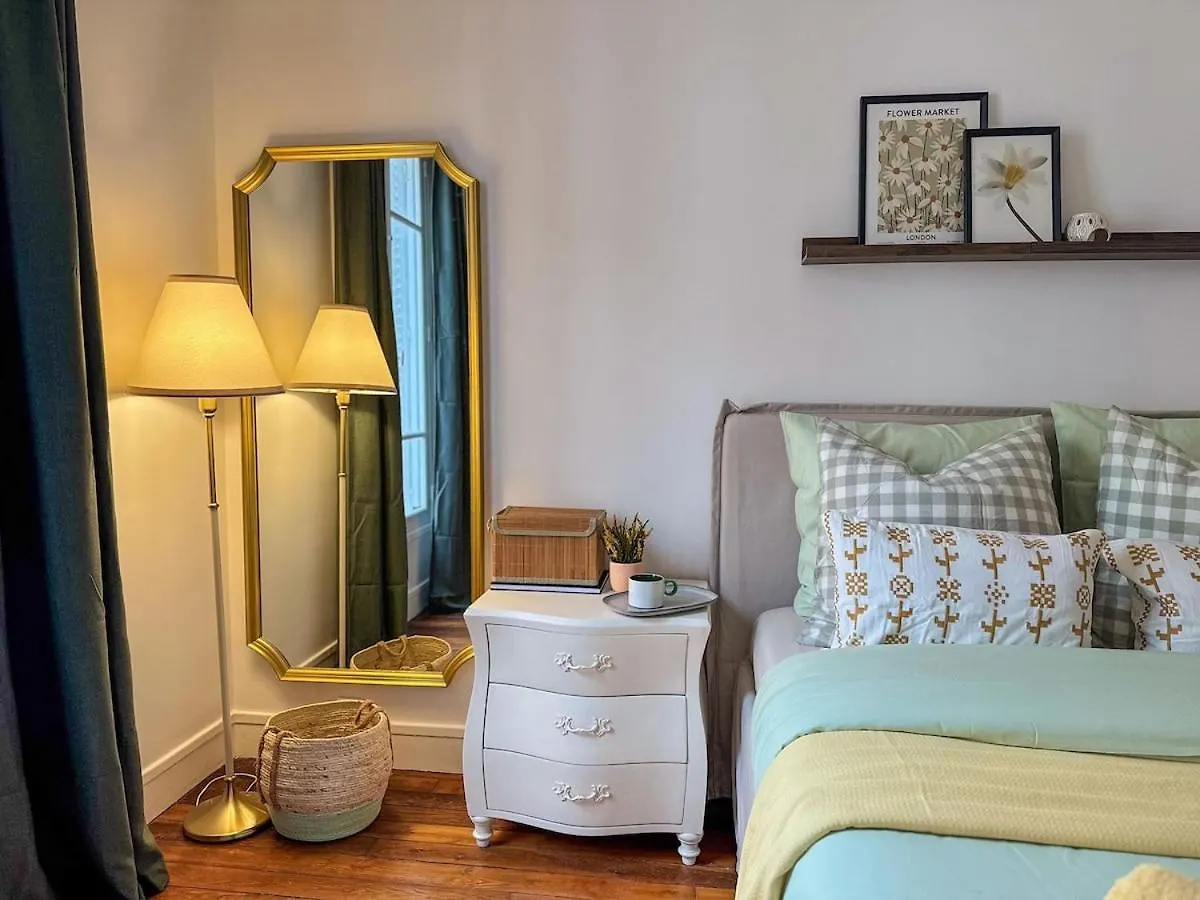 Parisien Elegant & Calme Apartment France